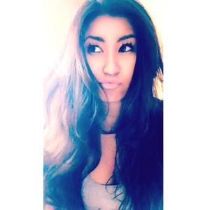 Meet your Posher, Denise